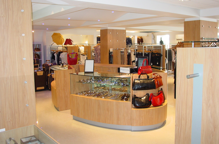 DESIGNER EXCHANGE - SAINT MARTIN